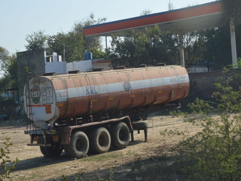 oil thief have political connections