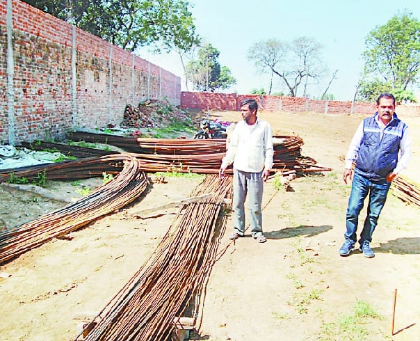 Miscreants robbed of half a million bars