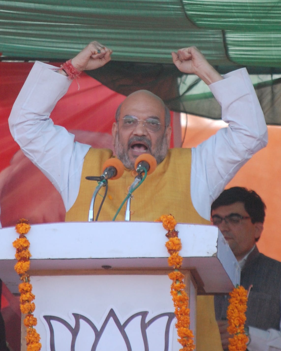 Will caste laptop without asking: Shah