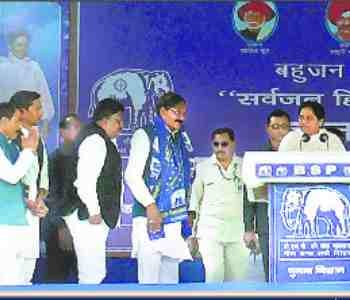 BJP wants to build an atmosphere of sectarianism