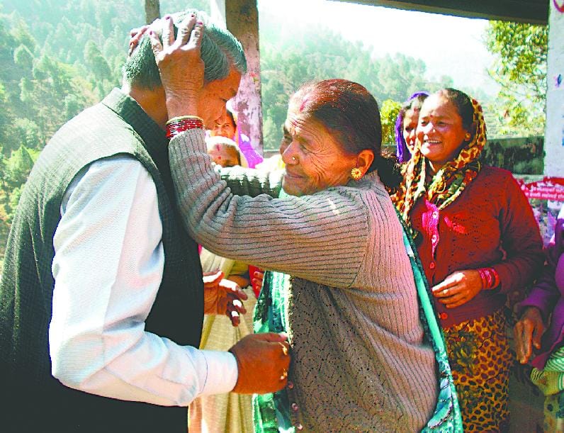 The government's road map Garsann capital: Rawat