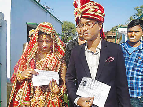 bride refuse to go laws house witout voting