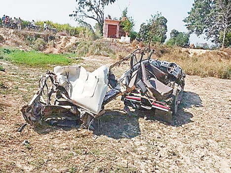 Roadways bus-pickup collision killed seven, five injured