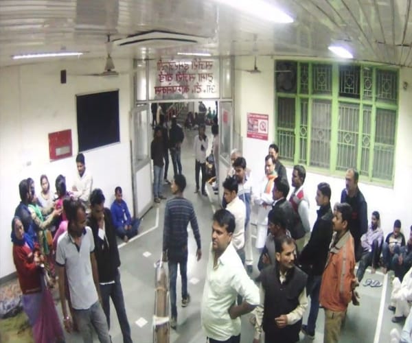 ruckus in trauma in lucknow.