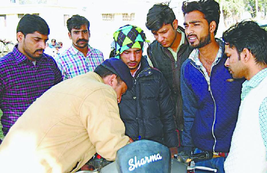 In the current circumstances of the suspicious death of lover, girlfriend injured
