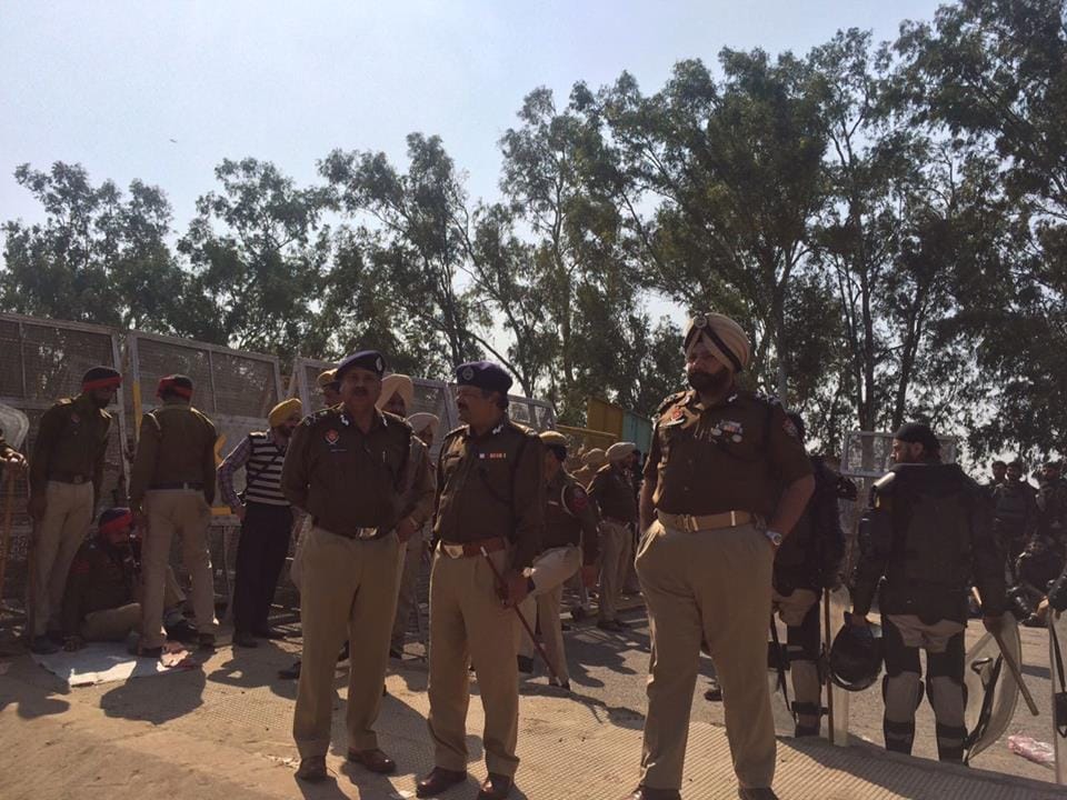 tension and highalert on punjab haryana border due to inld agitation for syl
