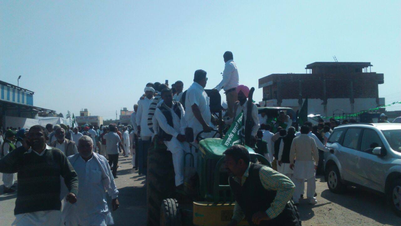 punjab-haryana border seal due to inld agitaion for syl cannel
