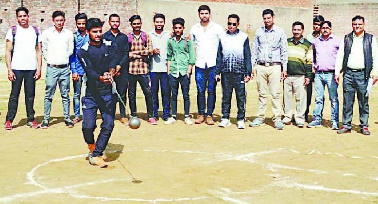 Sagar in shot put, Komal first in long jump 