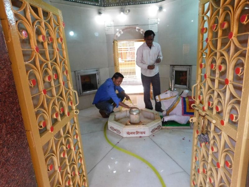 Shivaratri day, the day went temples preparations