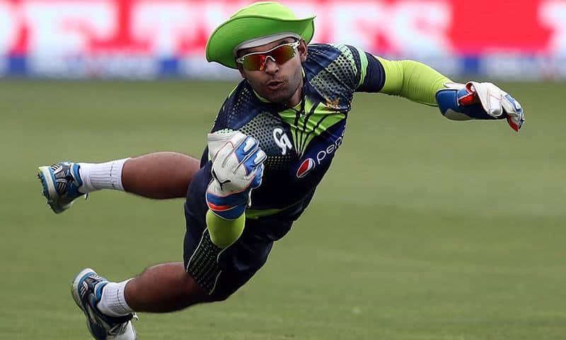 Umar Akmal Says There Is No Competetion Between Him and Kohli