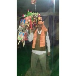 bhole ke bhakti me dubey yamin, leker nikle kanwad