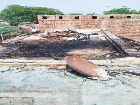 Five fire scorched, wedding accessories ash
