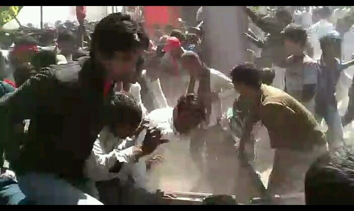 rout in akhilesh yadav faizabad rally