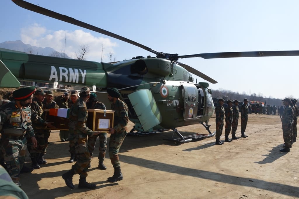 thousand people pay tribute to army soldier