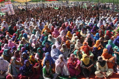 jat people celebrating black day topday, tight security and internet ban, jat reservation protest