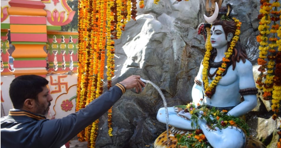 maha shivratri 2017 celebration at chandigarh temples
