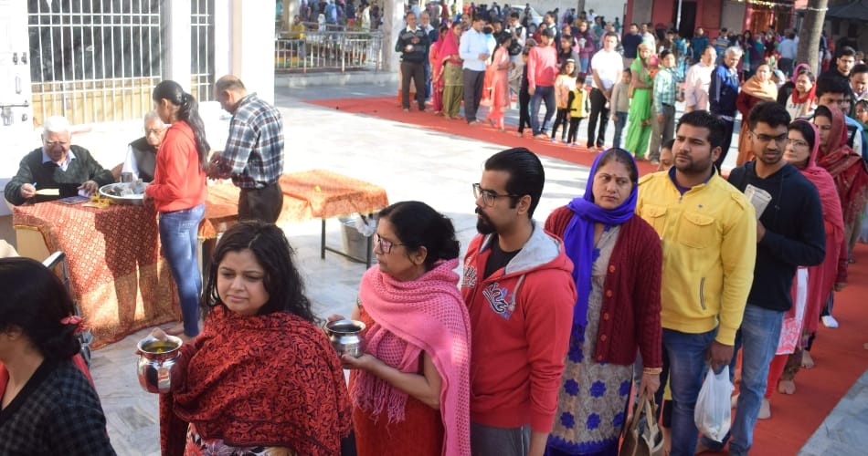 maha shivratri 2017 celebration at chandigarh temples