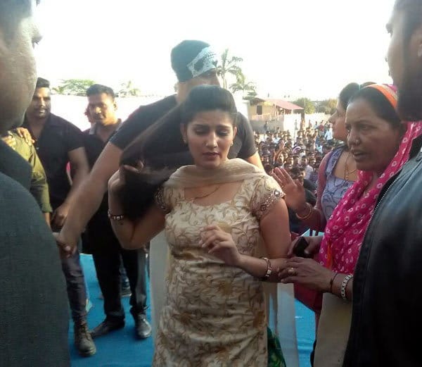 haryanvi dancer singer sapna chaudhary interview