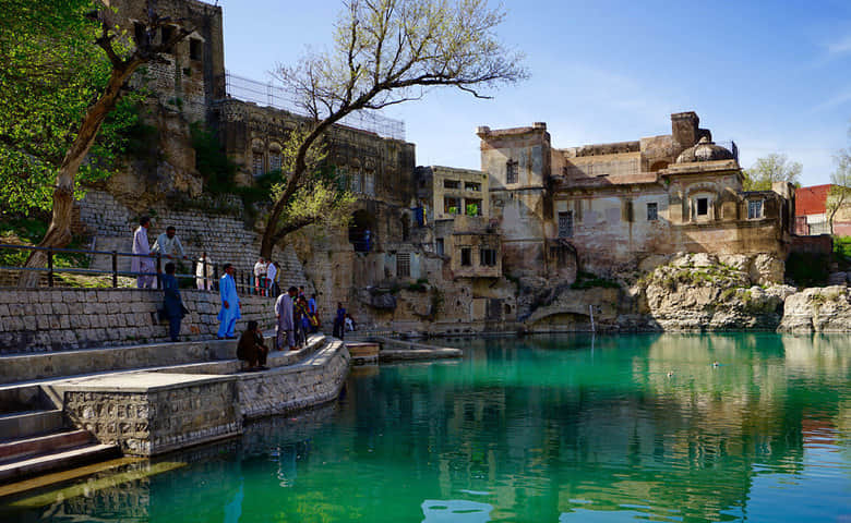 Sonia Gandhi sends worship material to Pakistan Temple Katasraj on Mahashivratri