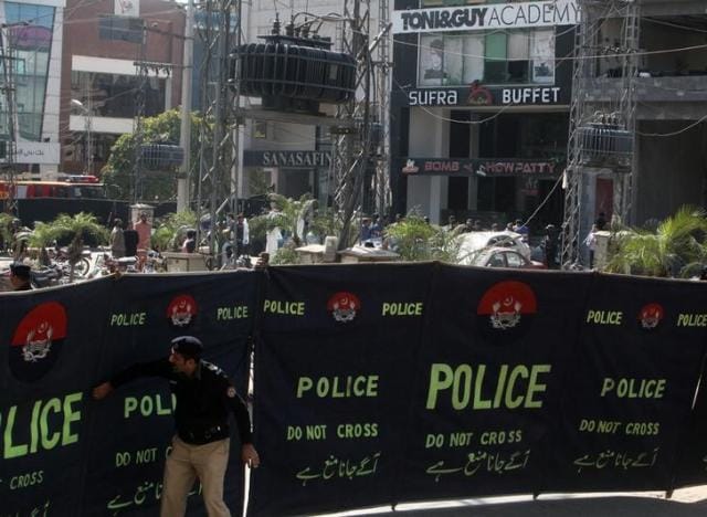 Ten killed in Lahore bomb blast