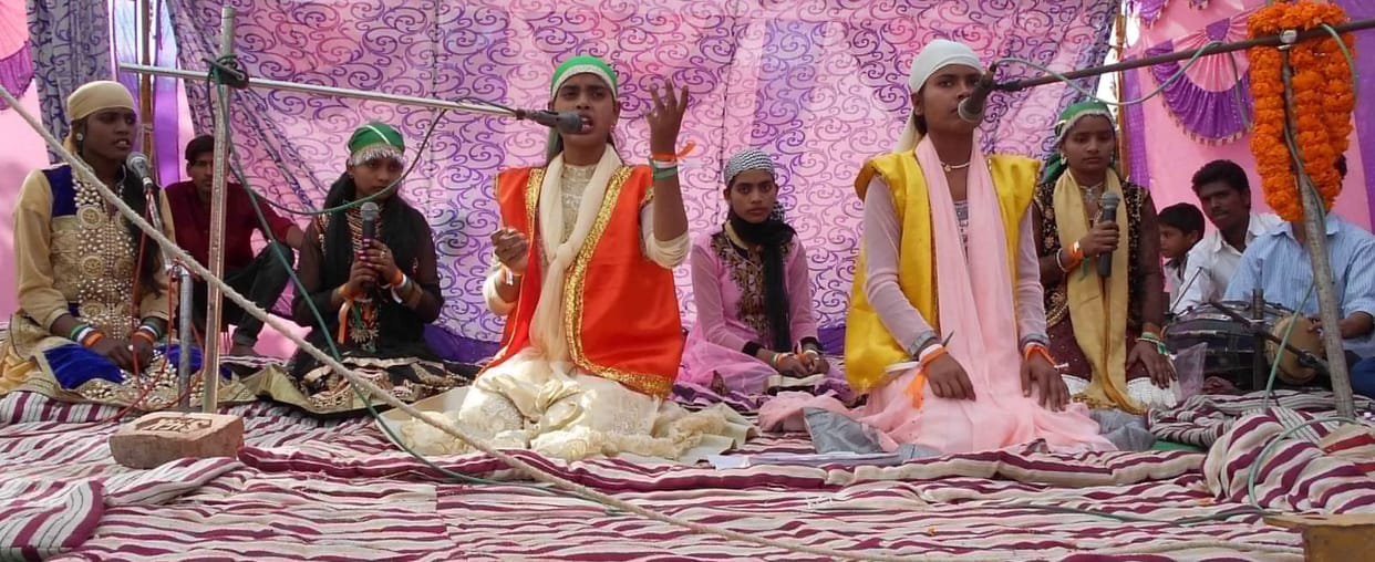 The children presented enticing program