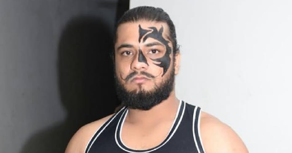 wwe champion the great khali preparing to wrestler baljeet singh for wwe fight