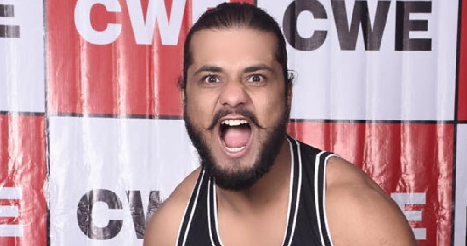 wwe champion the great khali preparing to wrestler baljeet singh for wwe fight