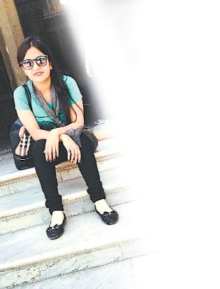 Meerut shining stars on YouTube, See the new look in pictures