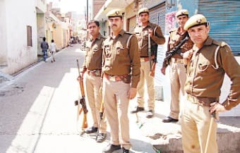 khadarwala parkaran mein dono pkshon par karwai