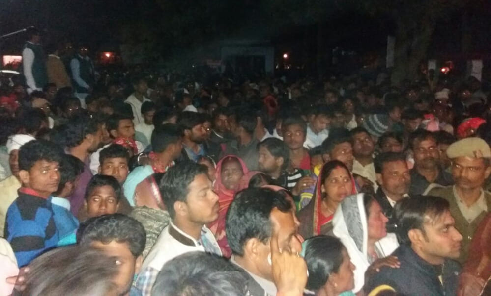 Purwmntri in Hrraya's brother attacked, vehicle broken