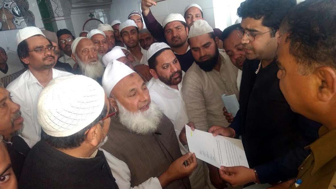 "Fateh fatwa 'program Upon Muslims