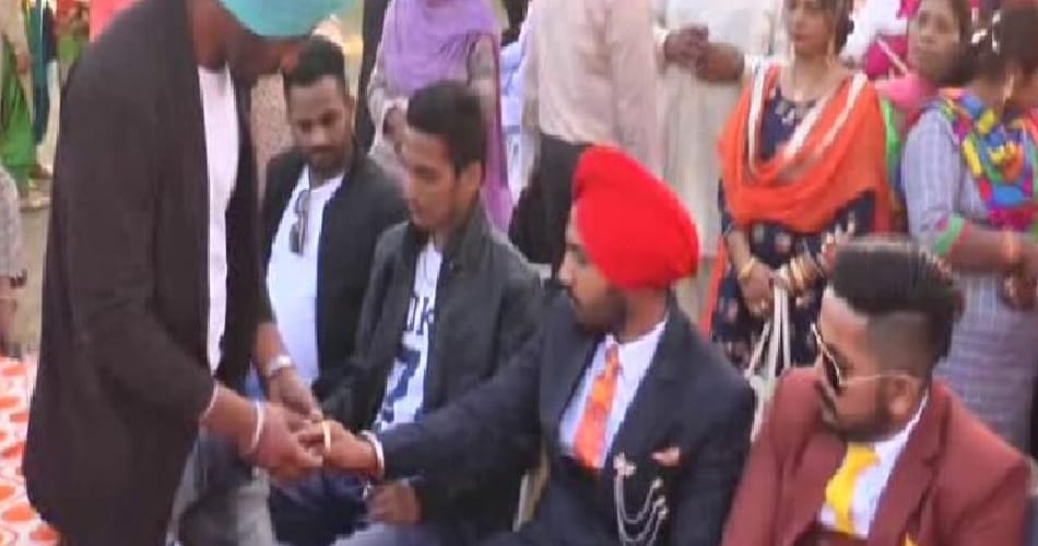 groom demand car and bride refused to go with him, she filed dowry case against groom family