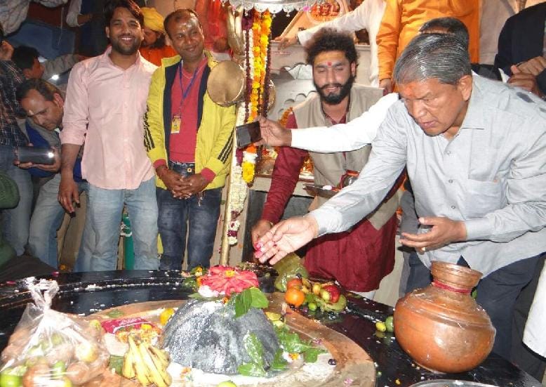 harish rawat went tapkeshwar temple for winning