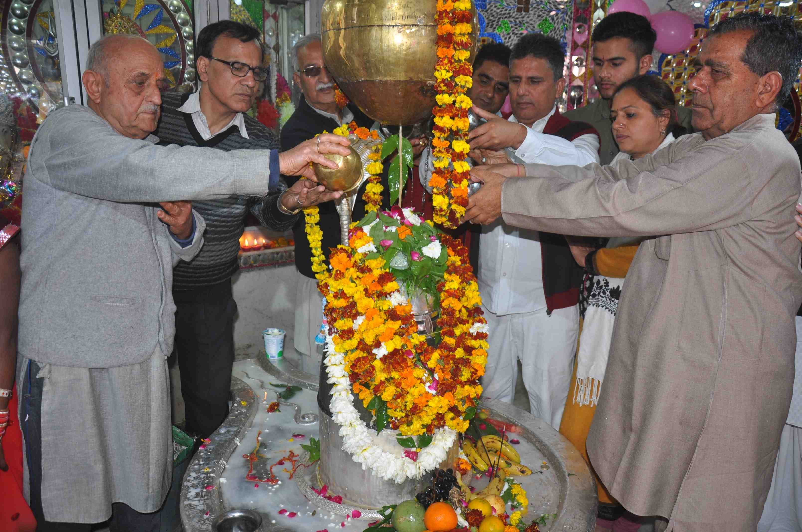 mahashivratri 2018 chanting auspicious mantra
