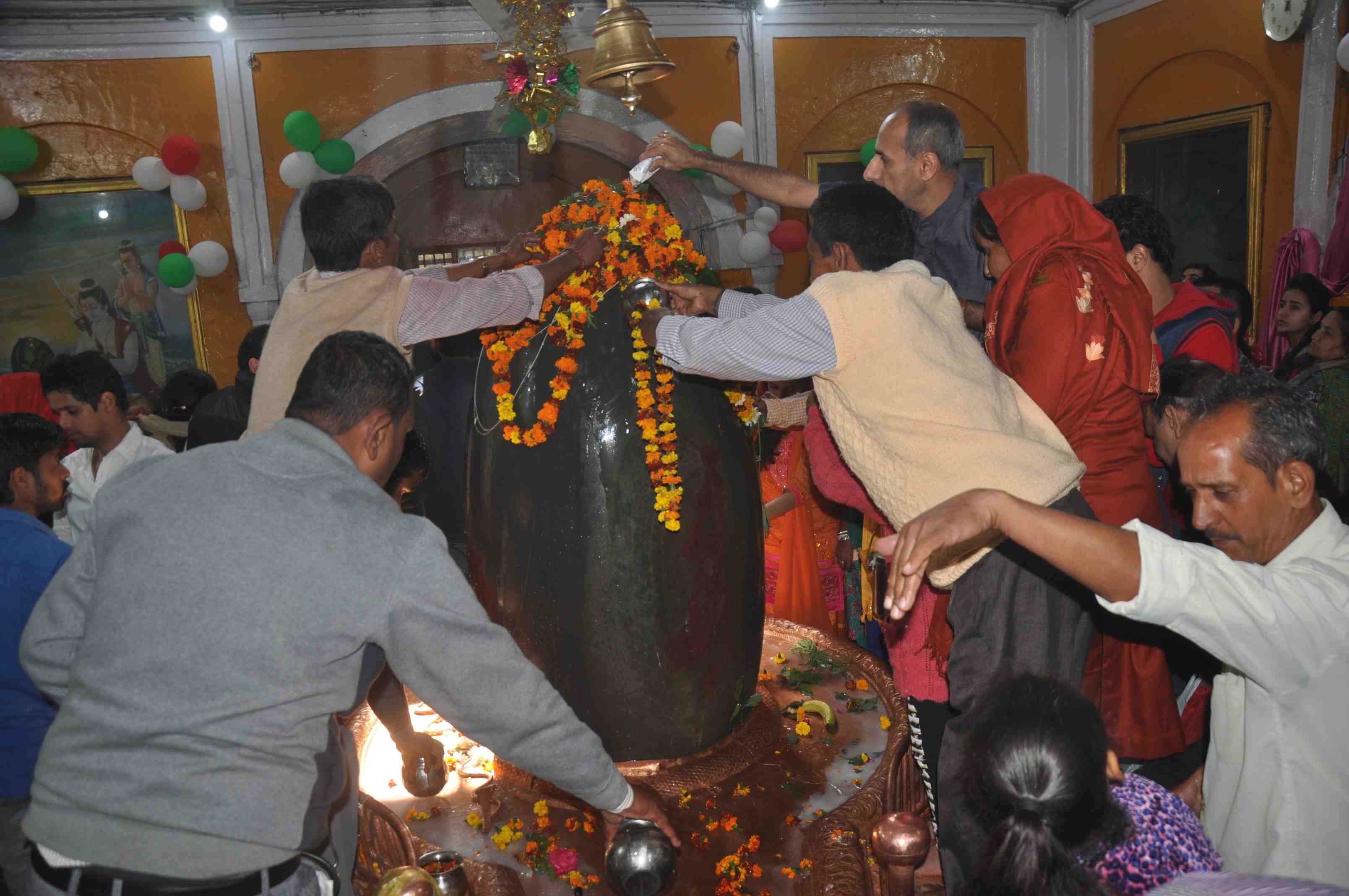 celebration pictures of shivratri in jammu