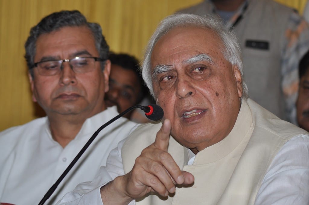 Kapi Sibbal says, 'PM Shoild be speek in sweet word'