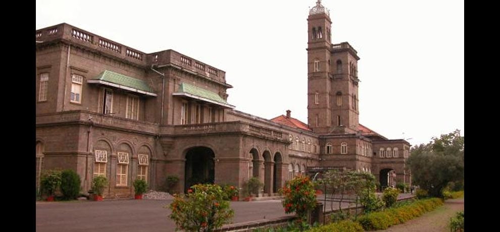 ABVP and SFI students fights in pune university