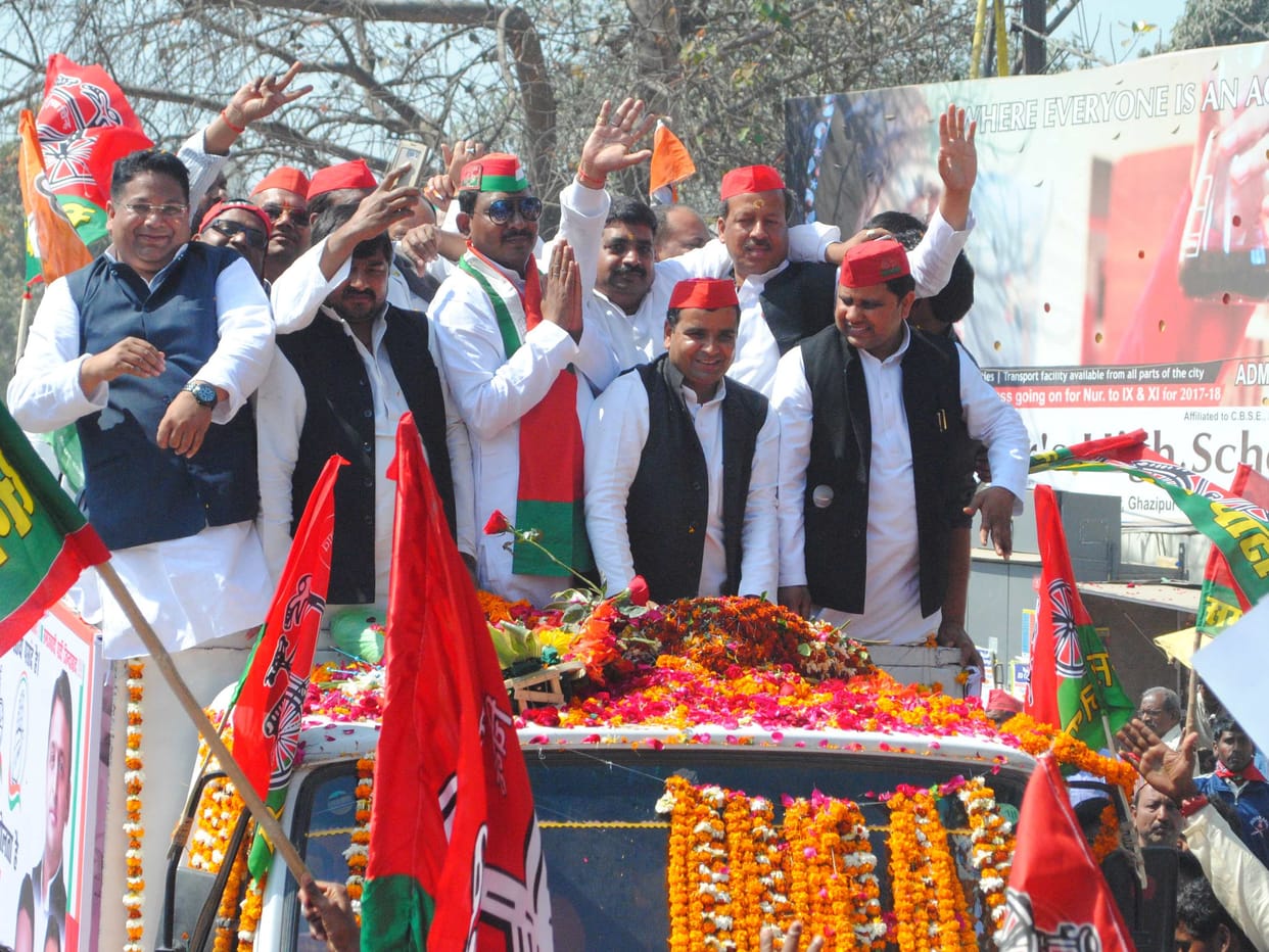 CM Akhilesh Yadav younger brother doing road shows in pm constituency, view photos
