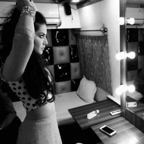 sunny leone post her photos with a new look