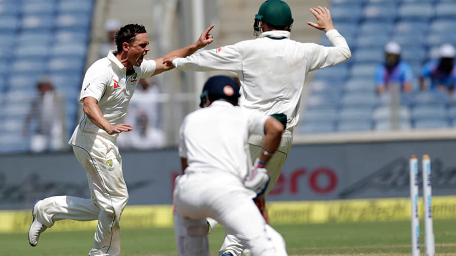 IndVsAus: Ganguly-Gavaskar call for providing flat tracks in Banglore, Ranchi And DharamShala 