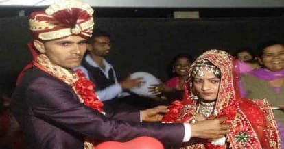 unique marriage in movie theatre without band baja and dowry during gurmeet ram rahim movie show