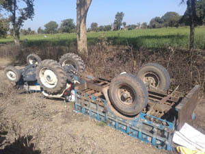 accident 13 hurt