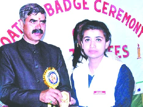 seema best student and pooja best orgniser award