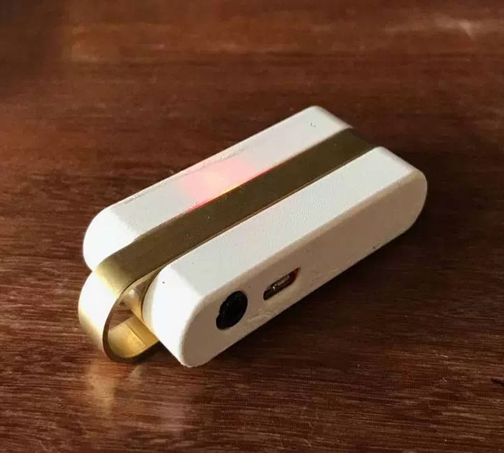 Any headphones became Bluetooth headphones with this Jack