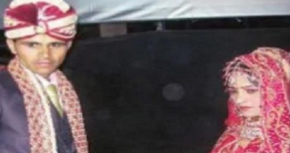 unique wedding in movie theatre without band baja and dowry during gurmeet ram rahim movie show