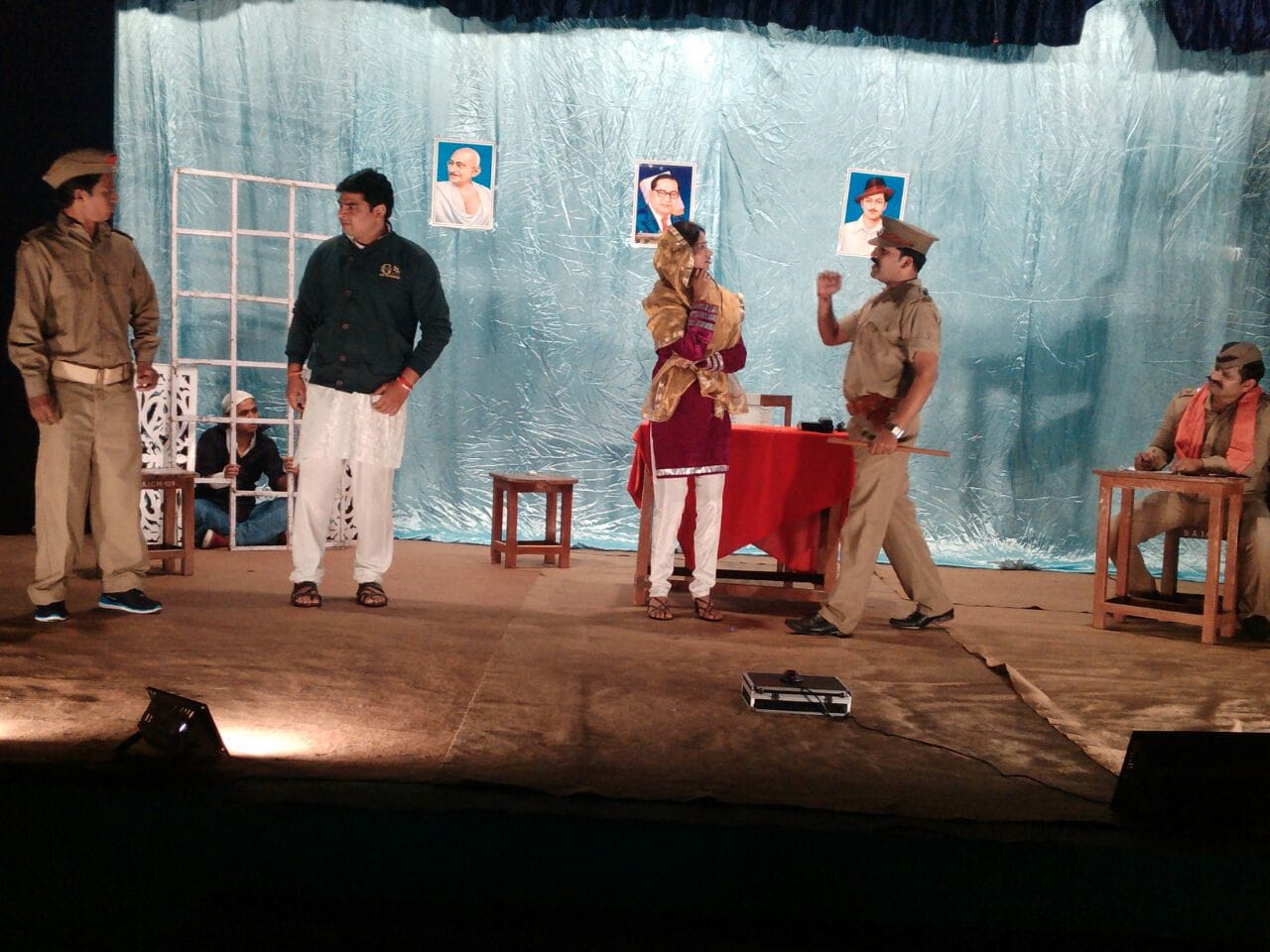 'Fake inspector suspended for real sho' photos Just Hotkey