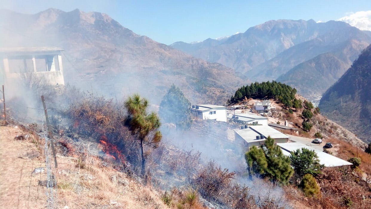  Control burning  fire out of control in Chamoli district.