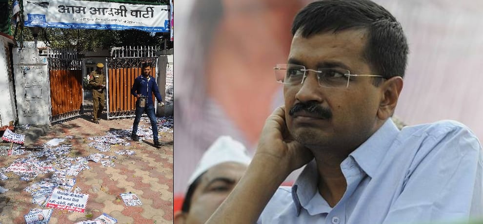 aap volunteers create furor for not getting tickets in mcd elections