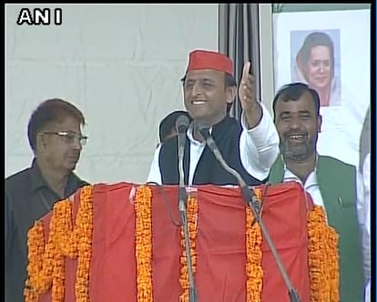 rahul gandhi attack pm modi's DNA 