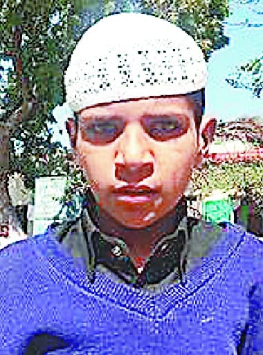Grandfather came to the station with the missing student madrasa